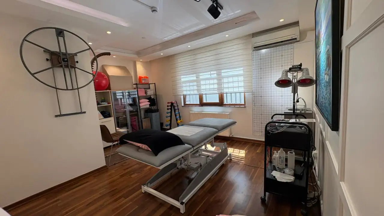 MD Uzman Fizyoterapi - Fizik Tedavi ve Rehabilitasyon - İstanbul - galeri görseli