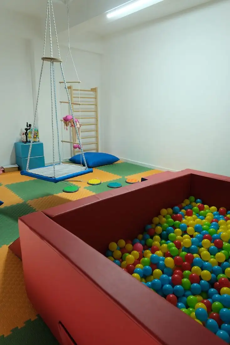 Kids Up Bebek ve Çocuk Gelişim Merkezi