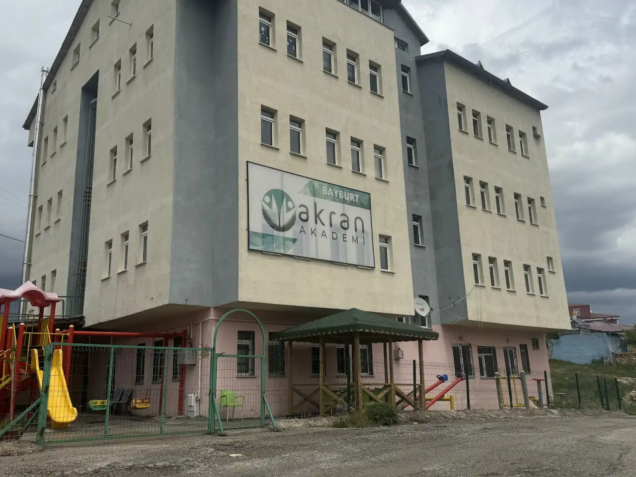 Memnune EVSEN Huzurevi Yaşlı Bakım ve Rehabilitasyon Merkezi