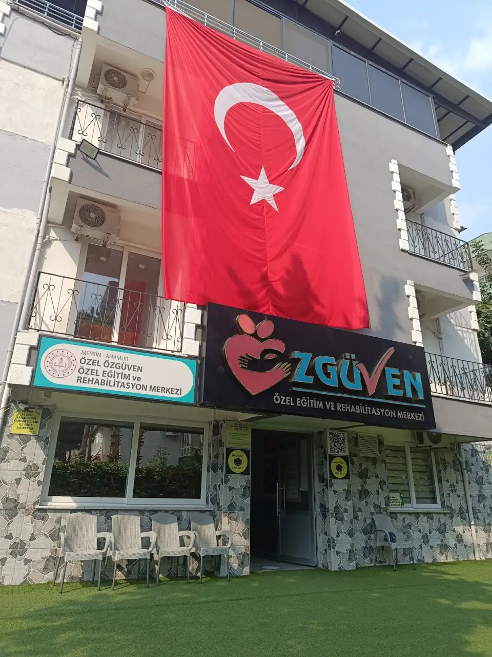 Özgüven Özel Eğitim ve Rehabilitasyon Merkezi
