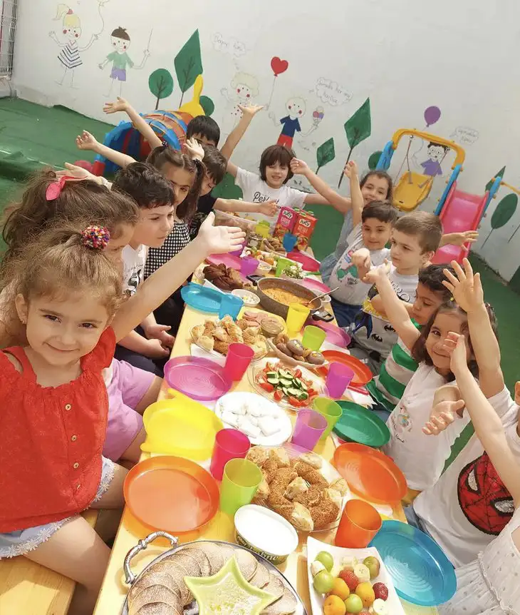 BEYAZ MELEKLER ANAOKULU - Kreş ve Anaokulu - İzmir - galeri görseli