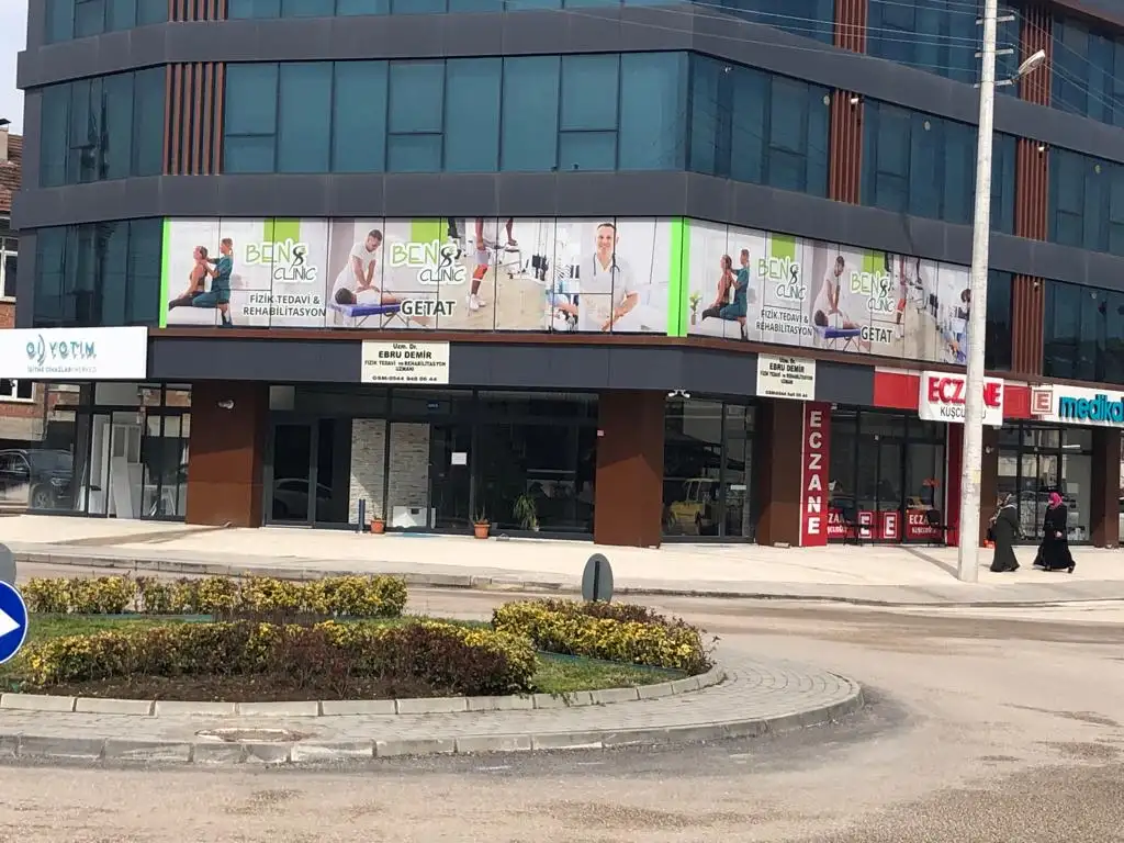 Uzm. Dr. Ebru Demir Yerli,Fiziksel Tıp Ve Rehabilitasyon