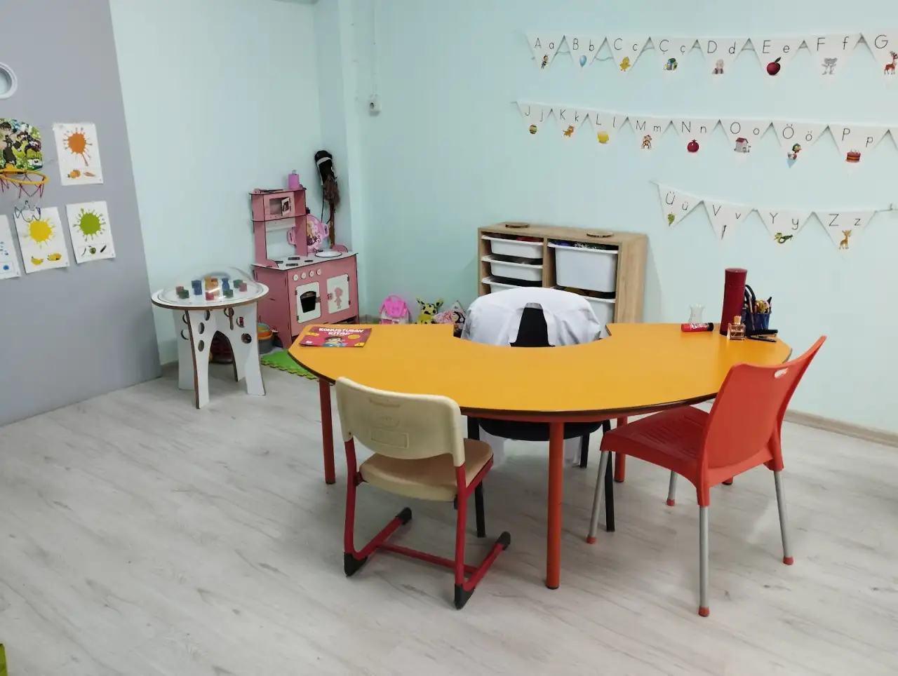 ÖZEL FİLİZ ÖZEL EĞİTİM VE REHABİLİTASYON MERKEZİ - Özel Eğitim ve Gelişim Merkezi - İzmir - galeri görseli