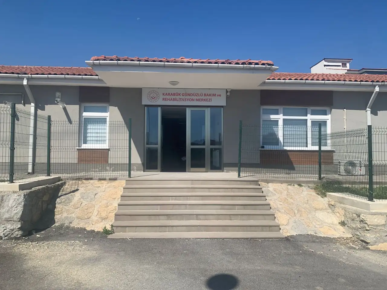 Yücel Huzurevi - Yaşlı Bakım Evi - Karabük
