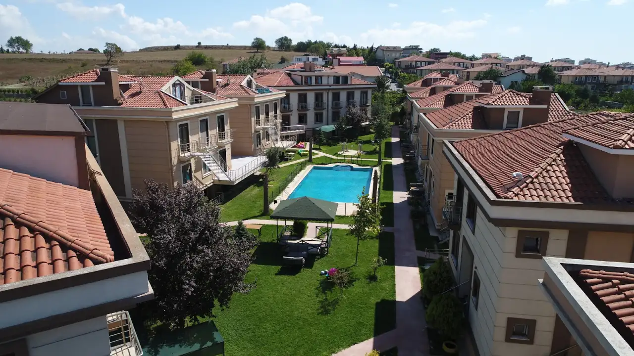 Ay Huzurevi Ve Yaşlı Bakımevi - Yaşlı Bakım Evi - İstanbul