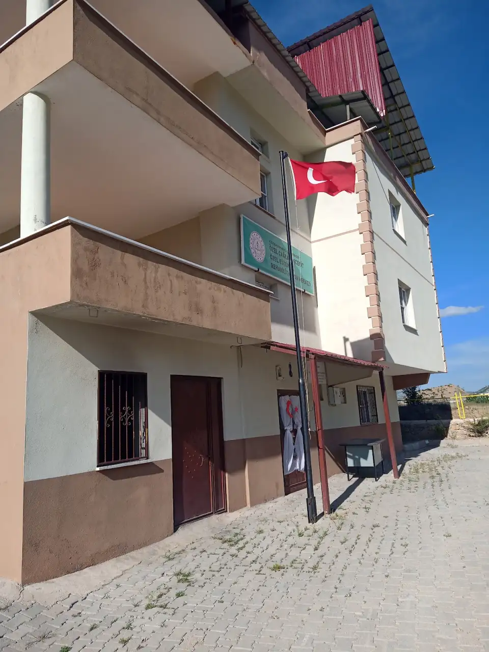 Özel Çağlayancerit Özel Eğitim ve Rehabilitasyon Merkezi