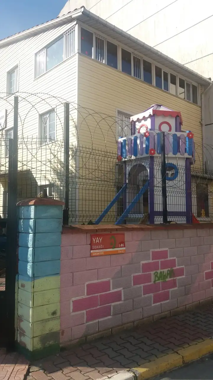 Özel Ömercik Anaokulu - Kreş ve Anaokulu - İstanbul