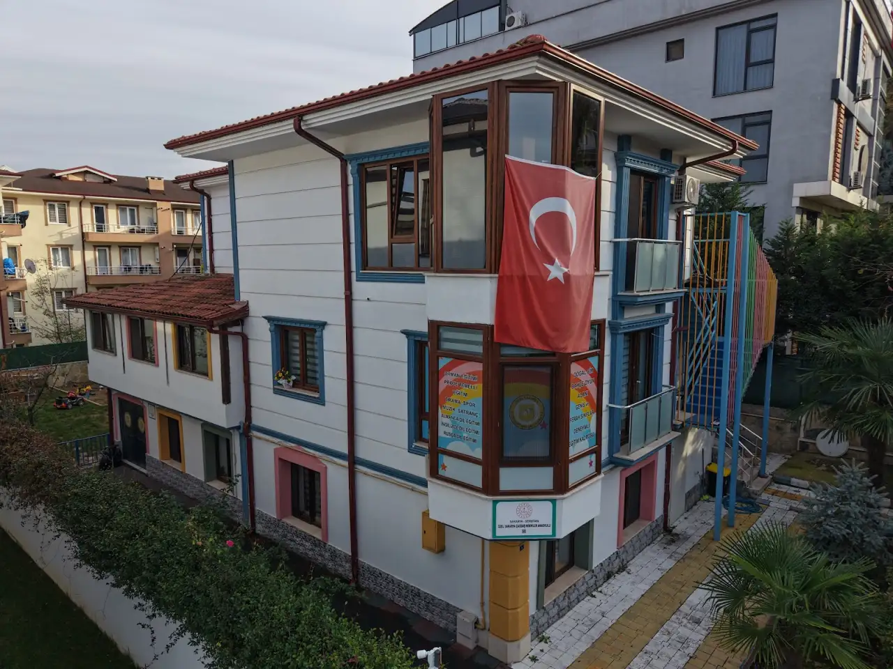 Çağdaş Minikler Anaokulu