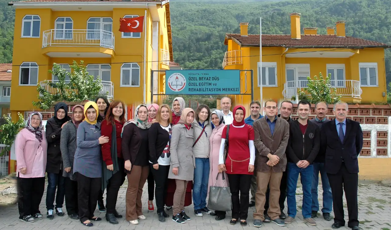 Özel Beyaz Düş Özel Eğitim ve Rehabilitasyon Merkezi