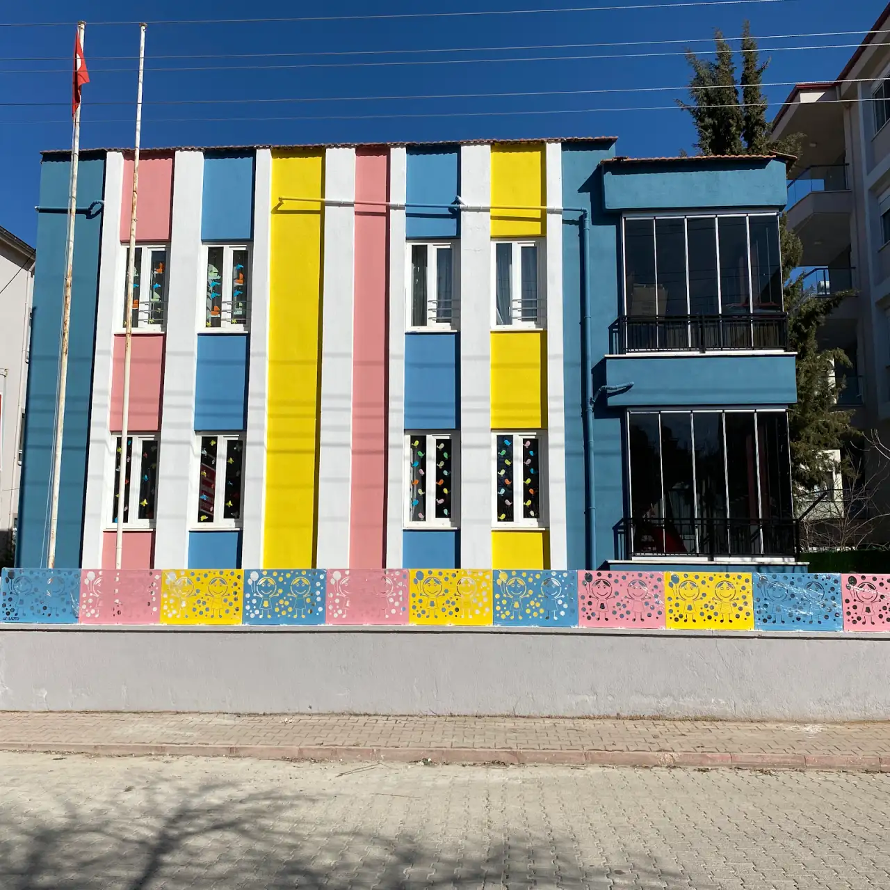Kırmızı Bağcık Kreş Gündüz Bakımevi - Çocuk Bakım Merkezi - Burdur - galeri görseli